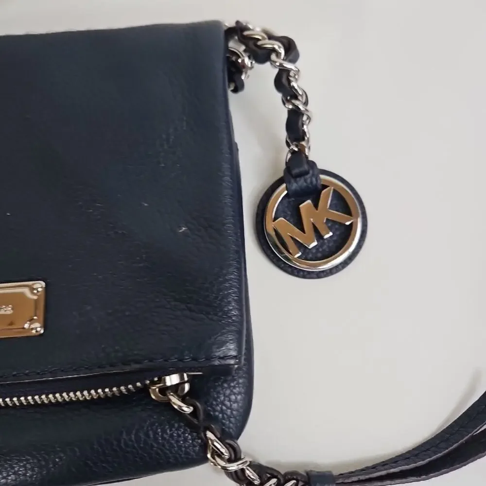 MICHAEL KORS Corinne Pebbled Leather Messenger Bag Flap Crossbody‎ Purse Blue